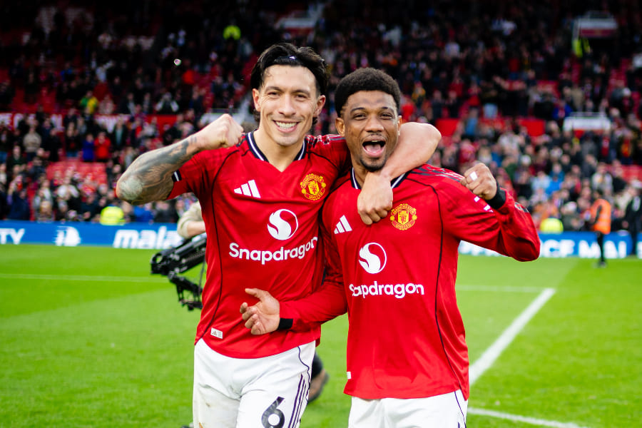 Amad Diallo (à d.)