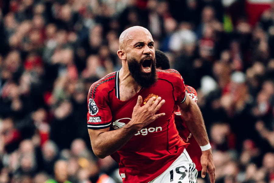 Bryan Mbeumo. Site officiel de Manchester United